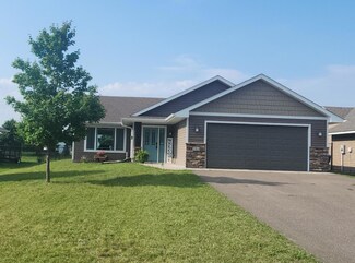 783 Park Brook Rd NW, Isanti, MN 55040