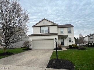 9613 Taberna Ln, Olmsted Falls, OH 44138