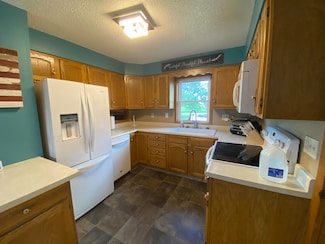 38911 262nd St, Stickney, SD 57375