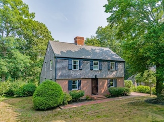 394 Quaker Meeting House Rd, East Sandwich, MA 02537