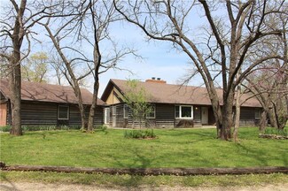 11972 70th St, Oskaloosa, KS 66066