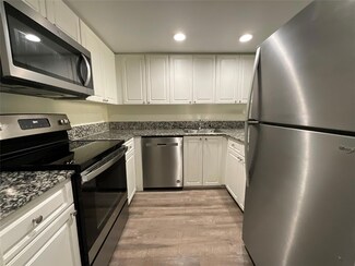 19455 NE 10th Ave Unit 3-217, Miami, FL 33179