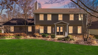 2504 Club Ct, Valparaiso, IN 46383