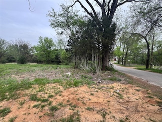 131 Oak Hill Dr, Joshua, TX 76058