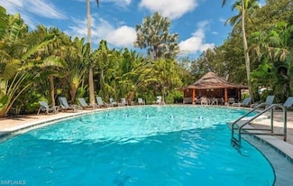 1300 Gulf Shore Blvd N Unit 304, Naples, FL 34102