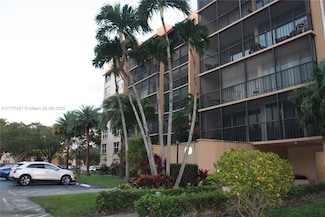 3821 Environ Blvd Unit 310, Lauderhill, FL 33319