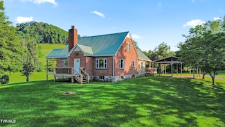 10114 Hayters Gap Rd, Abingdon, VA 24210