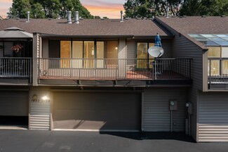 1454 Arden View Dr, New Brighton, MN 55112