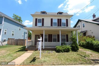 4117 34th St, Mount Rainier, MD 20712