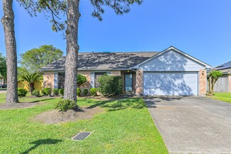 4530 Haiti Ln, Pasadena, TX 77505