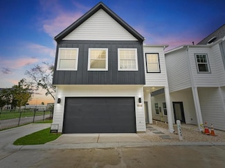 4018 Northfield Ln, Houston, TX 77092