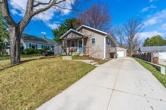 460 W Wilson Ave, Stevens Point, WI 54481
