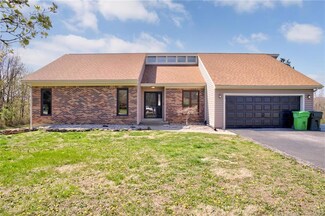 3033 Shagbark Trail, Sellersburg, IN 47172