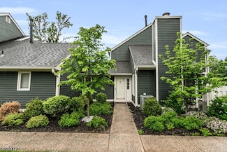 14 Village Dr Unit 6B, Basking Ridge, NJ 07920