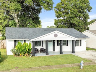 832 Morningside Dr, Gretna, LA 70056
