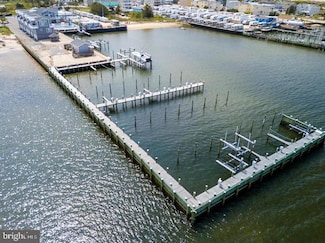 102 Roosevelt Av Bs37, Beach Haven, NJ 08008