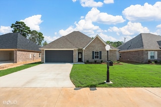 319 Mousse Ruelle Dr, Shreveport, LA 71106