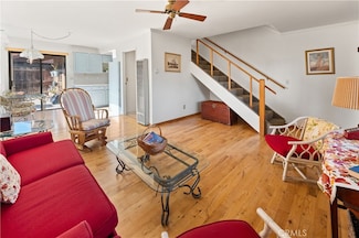 319 N Carmelo Ave Unit 1, Pasadena, CA 91107
