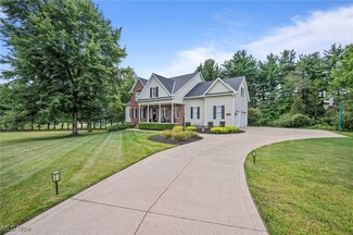 2378 Rollingwood Dr, Medina, OH 44256