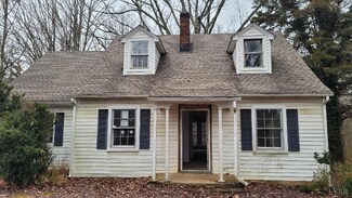 71 E Ferry Rd, Gladys, VA 24554