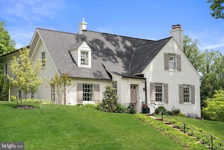 3207 Leland St, Chevy Chase, MD 20815
