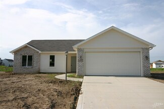217 Blessing St, Millersburg, IN 46543