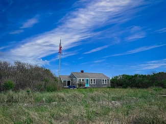26 N Cambridge St, Nantucket, MA 02554