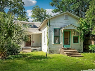 102 Berkshire Ave, San Antonio, TX 78210