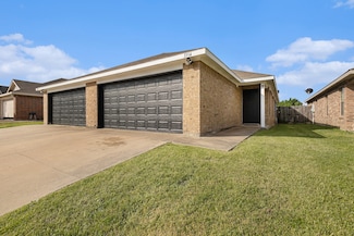 5506 Homestead Rd, Arlington, TX 76017