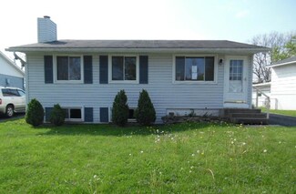 1796 Arrowhead Dr, Columbus, OH 43223