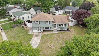 121 Roslyn Ave, Cape May, NJ 08204