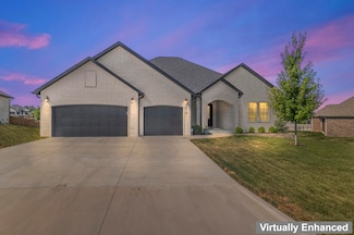 4818 E Silverado Rd, Springfield, MO 65802