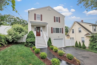 84 Edison Ave, Fairfield, CT 06825