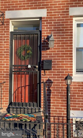 1341 N Myrtlewood St, Philadelphia, PA 19121