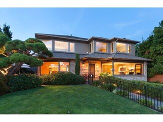 1636 Magnolia Blvd W, Seattle, WA 98199
