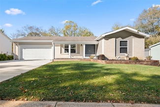 679 Green Forest Dr, Fenton, MO 63026