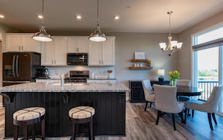 6967 Archer Ct, Inver Grove Heights, MN 55077