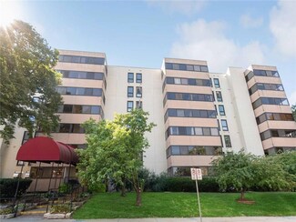 3100 Grand Ave Unit 2F, Des Moines, IA 50312