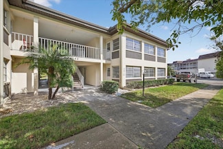 5242 Opal Ln Unit 207, New Port Richey, FL 34652