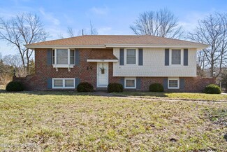733 Halifax Rd, Holts Summit, MO 65043