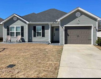 305 Collins Park Dr, Centerville, GA 31028