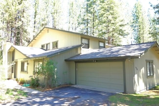 124 Poplar Valley Rd, Blairsden-Graeagle, CA 96103