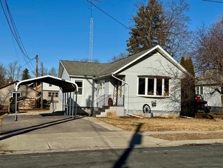207 Arlington Ave, Mauston, WI 53948