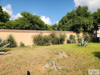 5362 Rustic Manor Dr, Brownsville, TX 78526