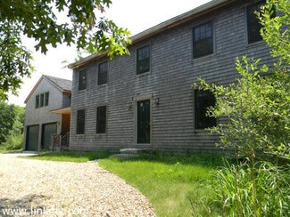 6 Trustees Ln, Chilmark, MA 02535