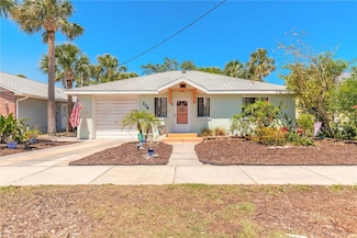 208 Crawford Rd, New Smyrna Beach, FL 32169