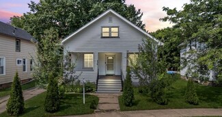 236 S Lincoln Ave, Waukegan, IL 60085
