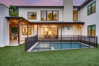 6907 Blessing Dr, Dallas, TX 75214