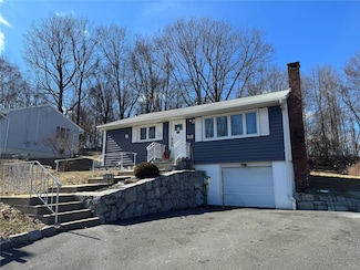102 Capt Shankey Dr, Garnerville, NY 10923