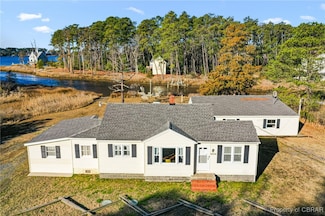 6034 Windmill Point Rd, White Stone, VA 22578